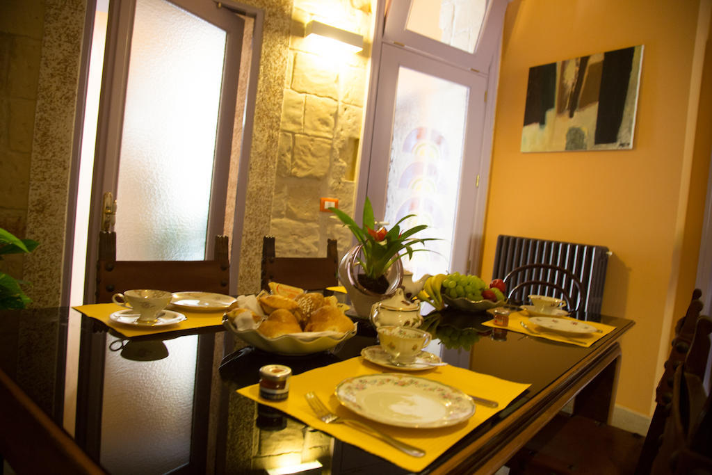 B&B Malennio Lecce Bagian luar foto